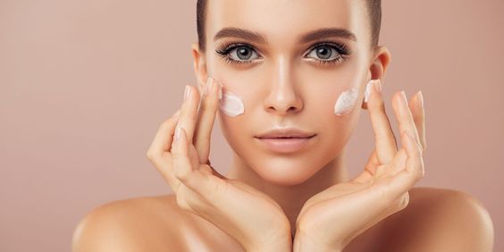 Giải đáp| Dùng toner thay kem dưỡng ẩm được không?