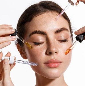 Thoa serum bao lâu thì thoa kem chống nắng