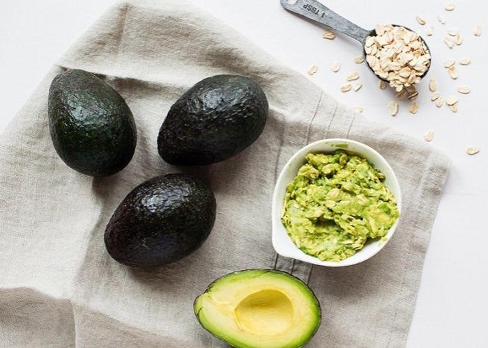 Mặt nạ bơ là một trong những phương pháp làm đẹp tự nhiên rất phổ biến và hiệu quả.