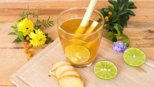 Cách uống nước chanh đúng để hỗ trợ làm trắng da