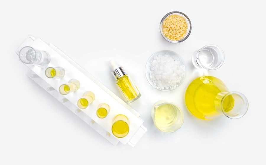 Sáp candelilla trong mỹ phẩm và câu hỏi thường gặp